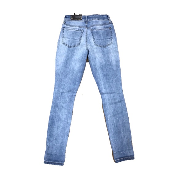 Women’s distressed acid wash stretch skinny NWT - Picture 3 of 5